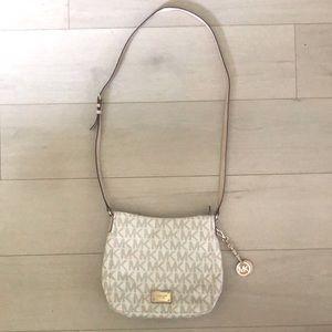 Authentic Michael Kors Jet Set Crossbody Bag